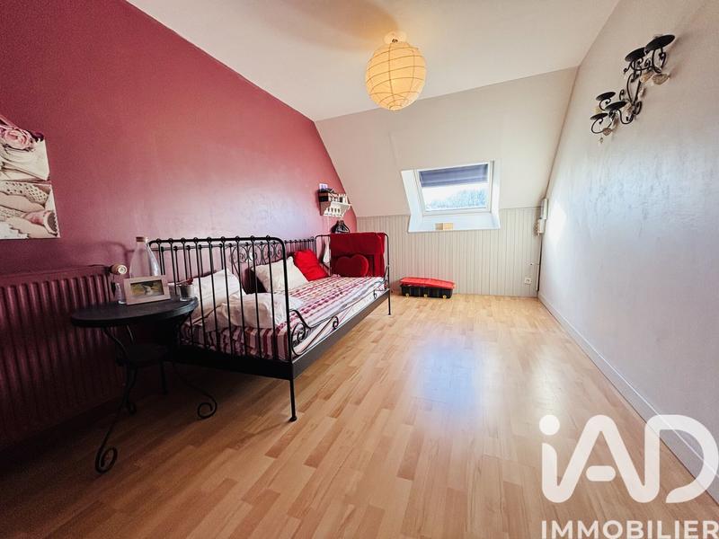 Maison - 210 m² - 8 pièces