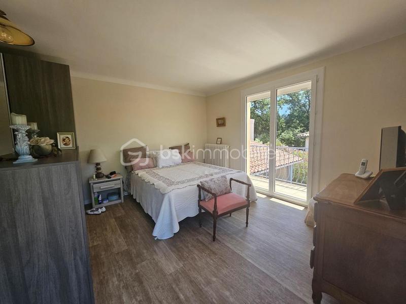 Maison traditionnelle - 244 m² - 5 pièces