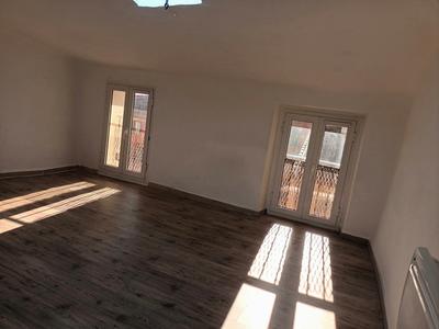 Maison de village - 75 m² - 3 pièces