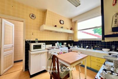 Maison - 143 m² - 8 pièces