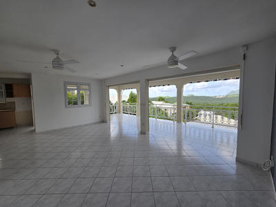 Villa - 149 m² - 6 pièces