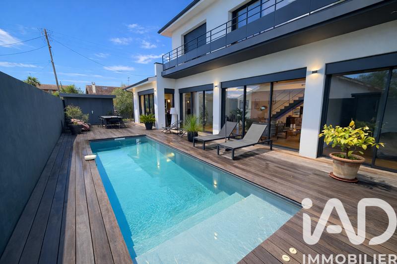 Maison de maîtres - 150 m² - 6 pièces