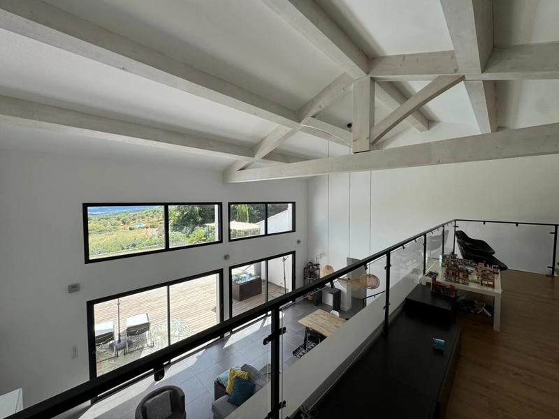 Maison - 187 m² - 7 pièces