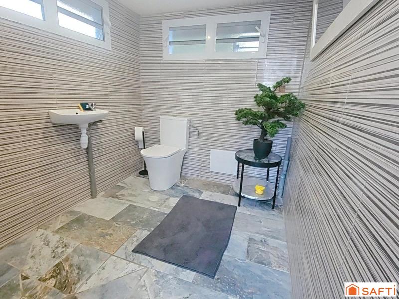 Maison - 95 m² - 4 pièces