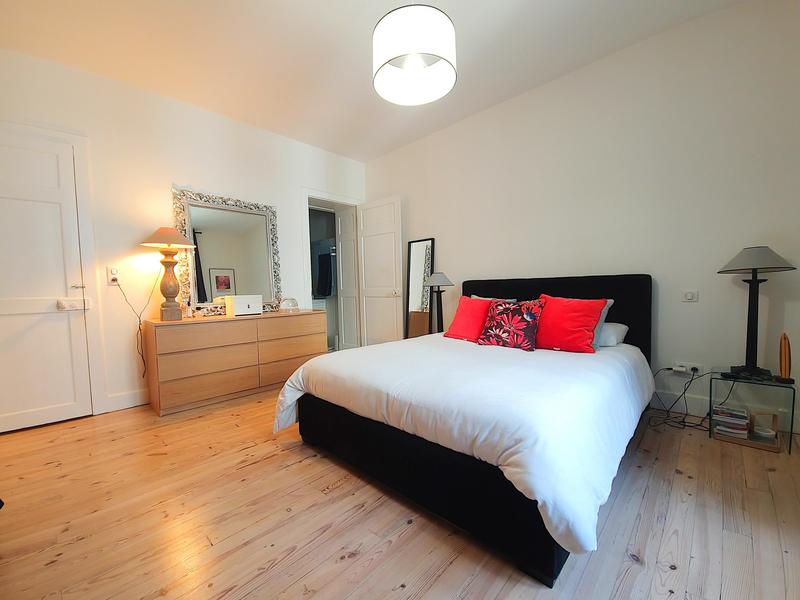 Appartement - 142 m² - 5 pièces