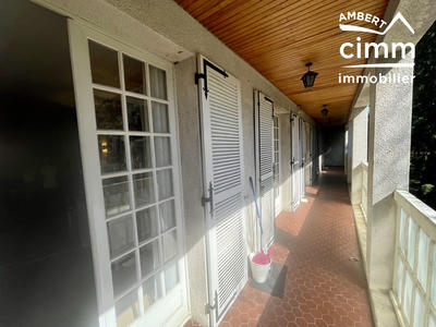 Appartement - 153 m² - 7 pièces