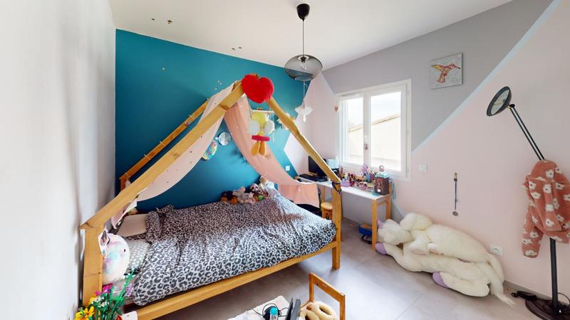 Maison - 140 m² - 5 pièces