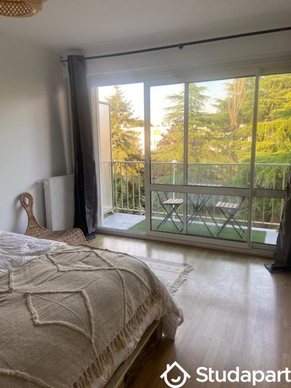 Chambre - 11 m² - 1 pièce