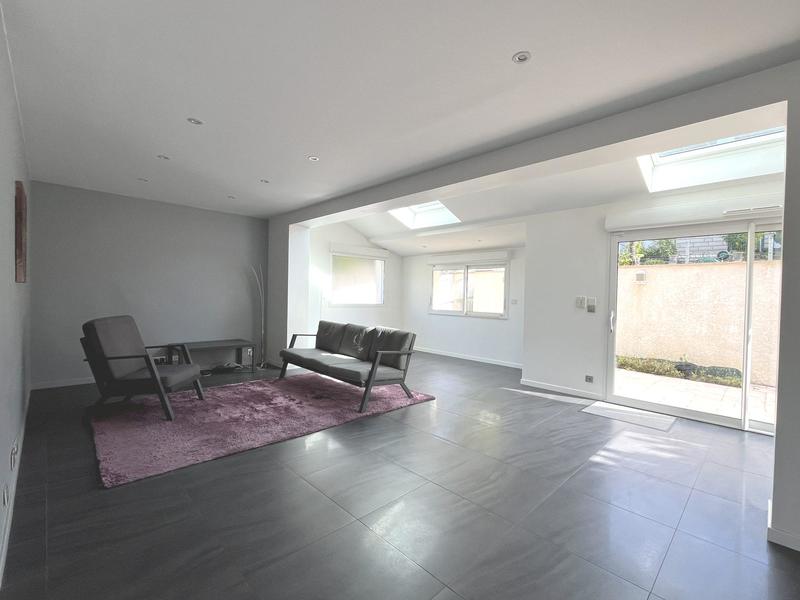 Maison - 110 m² - 6 pièces