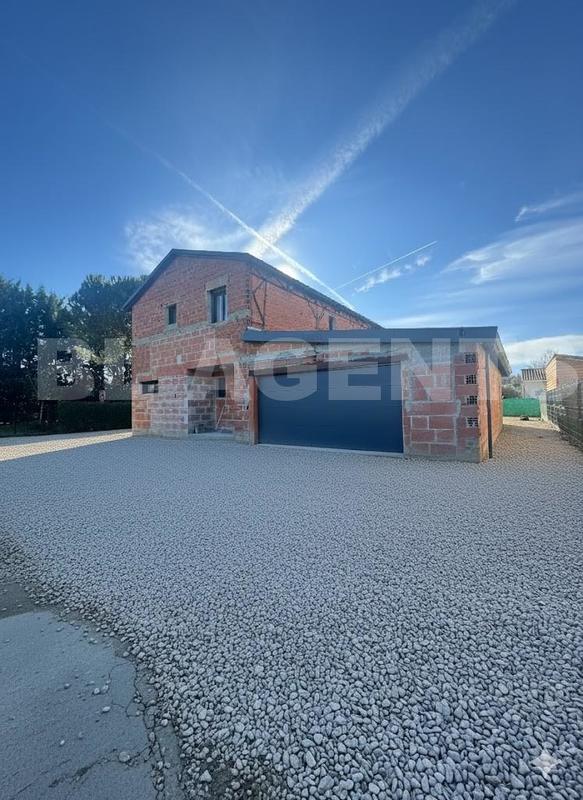 Propriété - 137 m² - 5 pièces