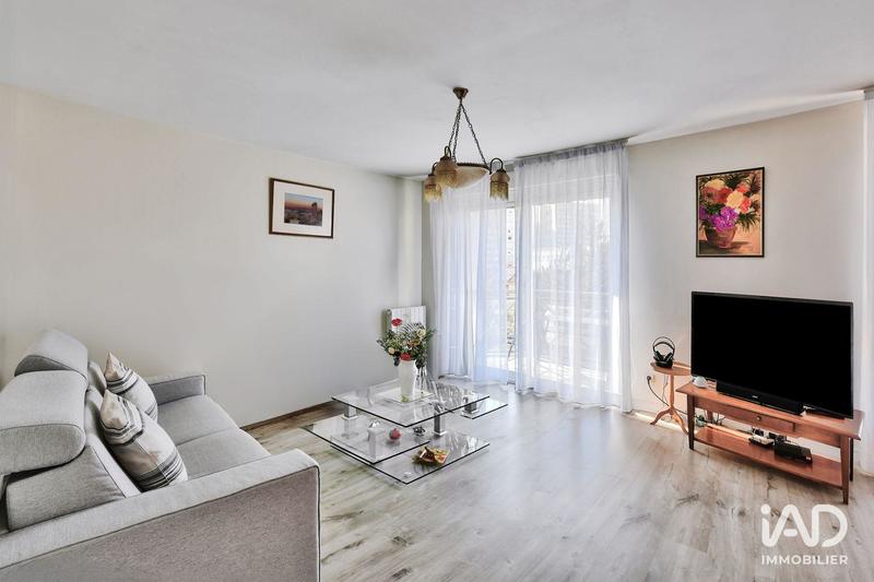 Appartement - 95 m² - 4 pièces