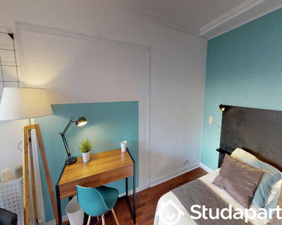 Chambre - 120 m² - 1 pièce