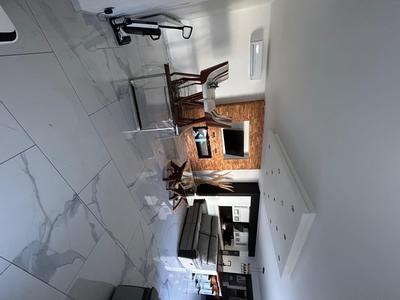 Maison - 140 m² - 4 pièces