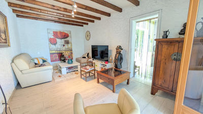 Maison - 127 m² - 9 pièces