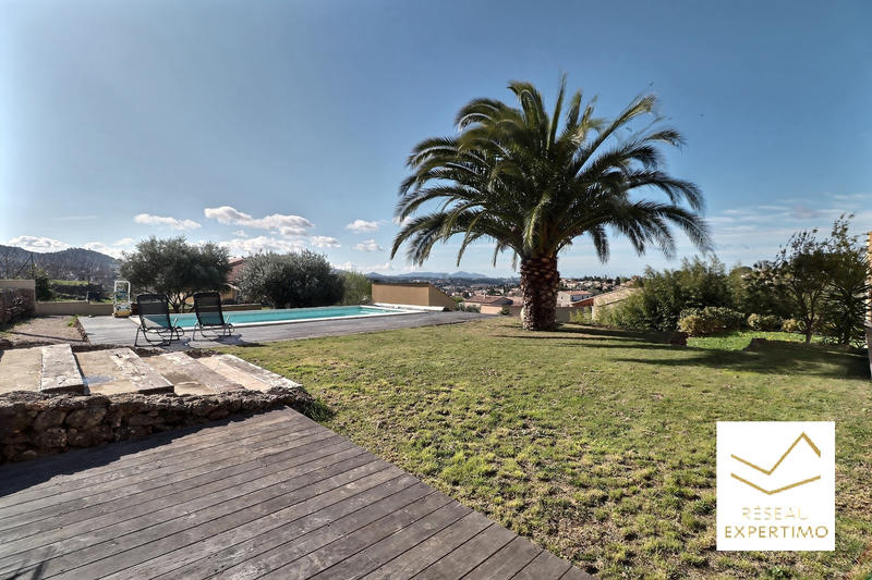 Maison - 145 m² - 5 pièces