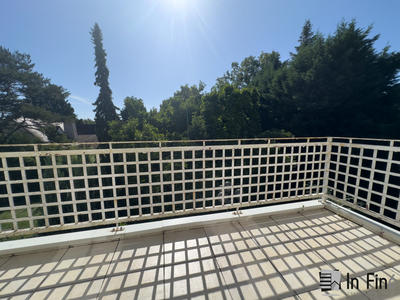 Appartement - 143 m² - 5 pièces