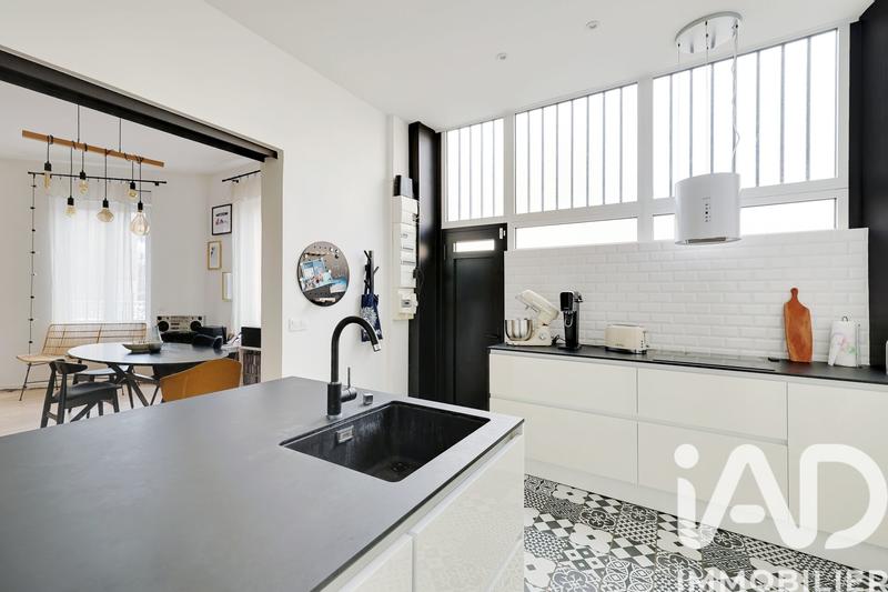 Loft - 148 m² - 5 pièces