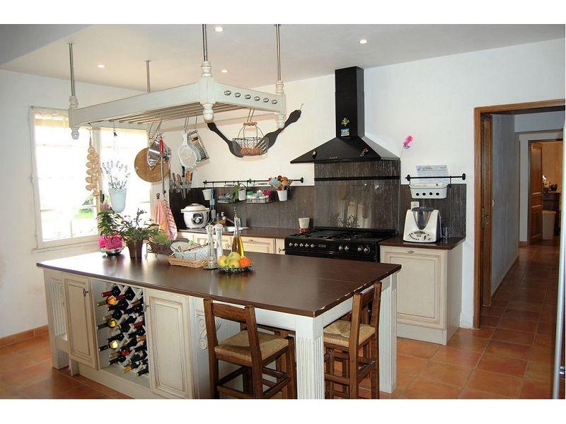 Mas - 315 m² - 12 pièces