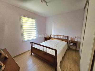 Maison traditionnelle - 70 m² - 4 pièces