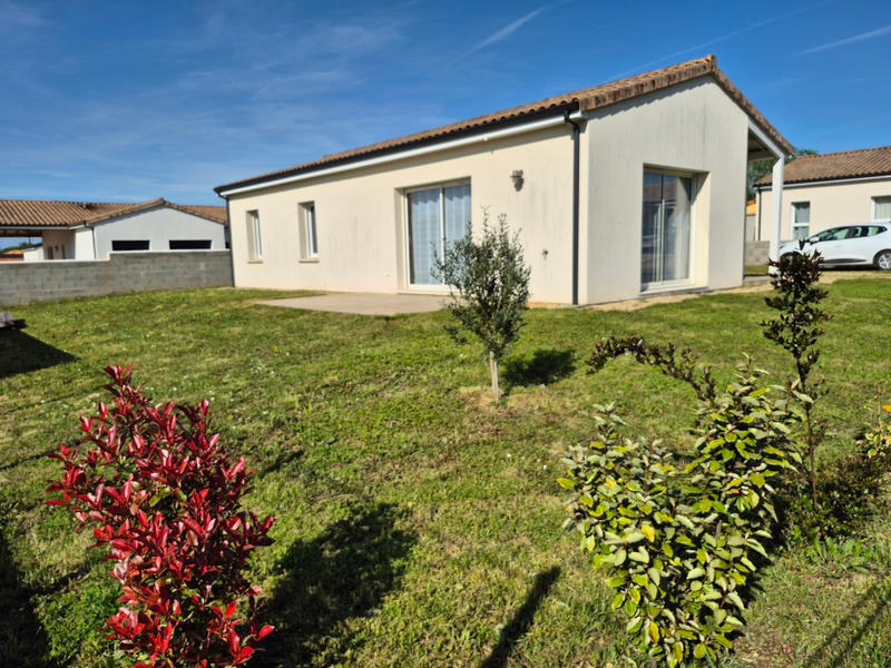 Maison - 96 m² - 4 pièces