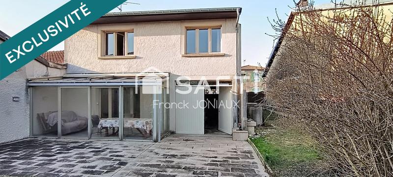 Propriété - 153 m² - 5 pièces