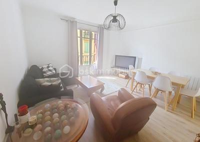 Appartement - 61 m² - 3 pièces