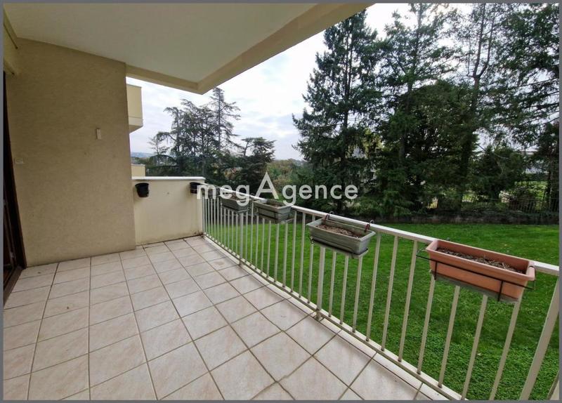 Appartement - 94 m² - 3 pièces