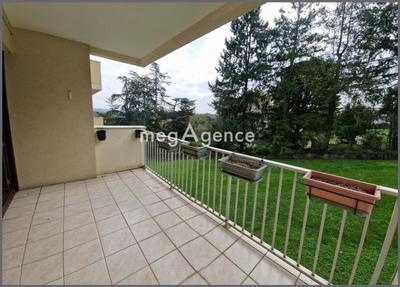 Appartement - 94 m² - 3 pièces