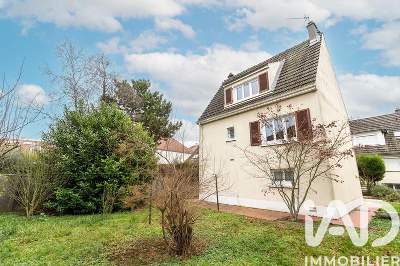 Maison - 82 m² - 4 pièces