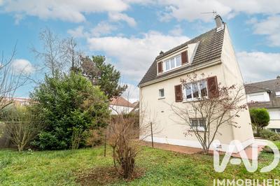 Maison - 82 m² - 4 pièces