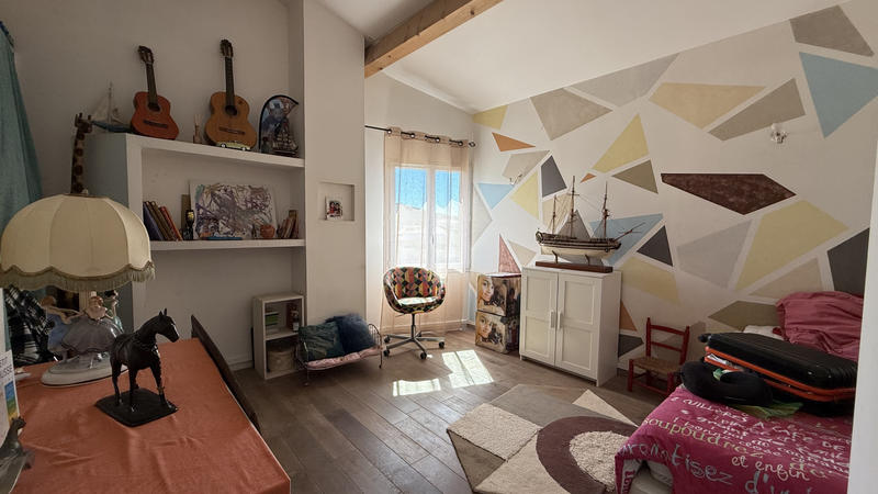 Maison - 140 m² - 5 pièces