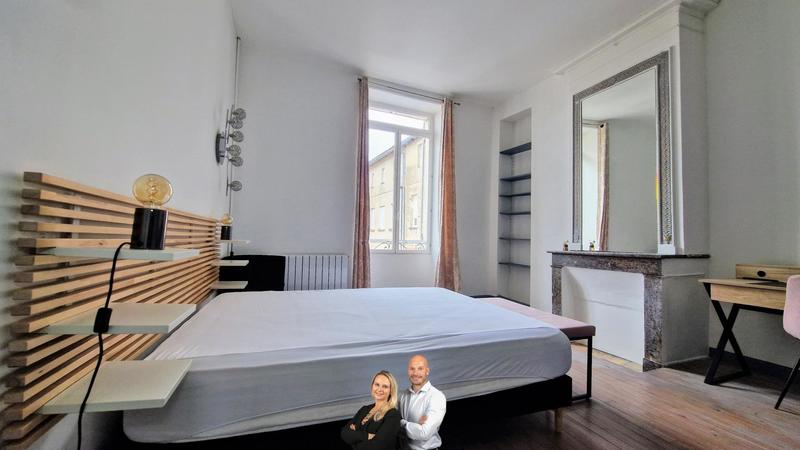 Maison - 332 m² - 10 pièces