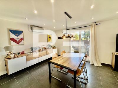 Appartement - 80 m² - 4 pièces