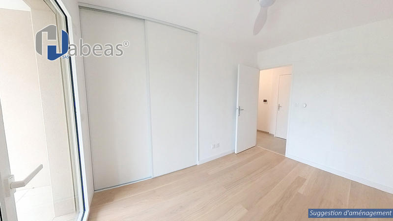 Appartement - 83 m² - 4 pièces
