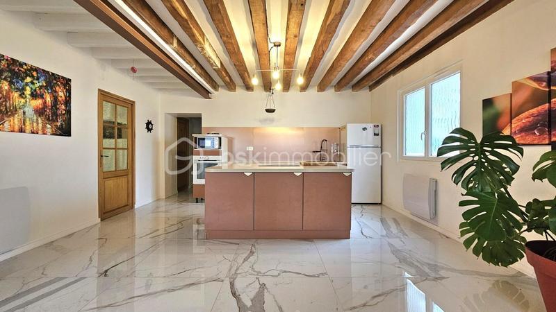 Maison de village - 198 m² - 8 pièces