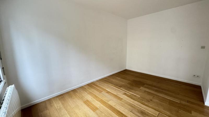 Appartement ancien - 90 m² - 5 pièces