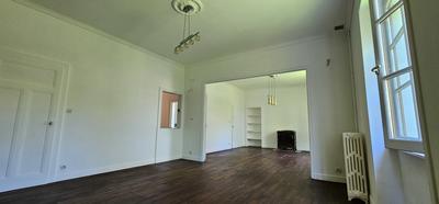 Maison - 121 m² - 5 pièces