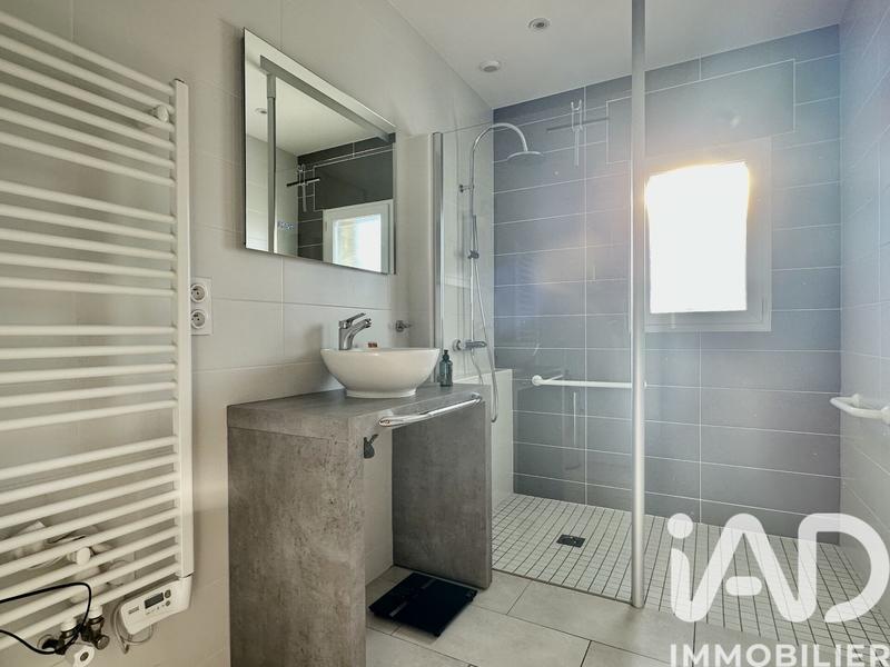 Maison - 98 m² - 4 pièces