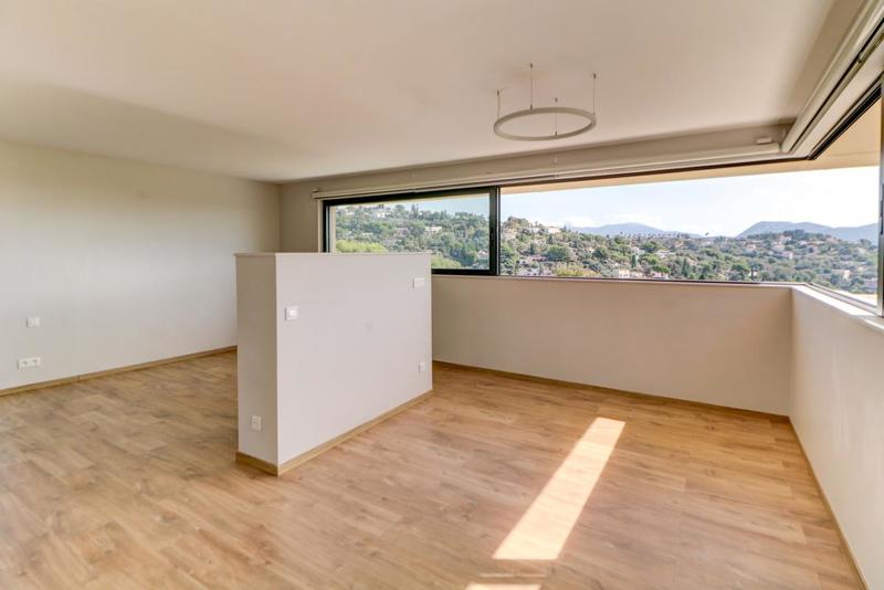 Maison - 180 m² - 5 pièces