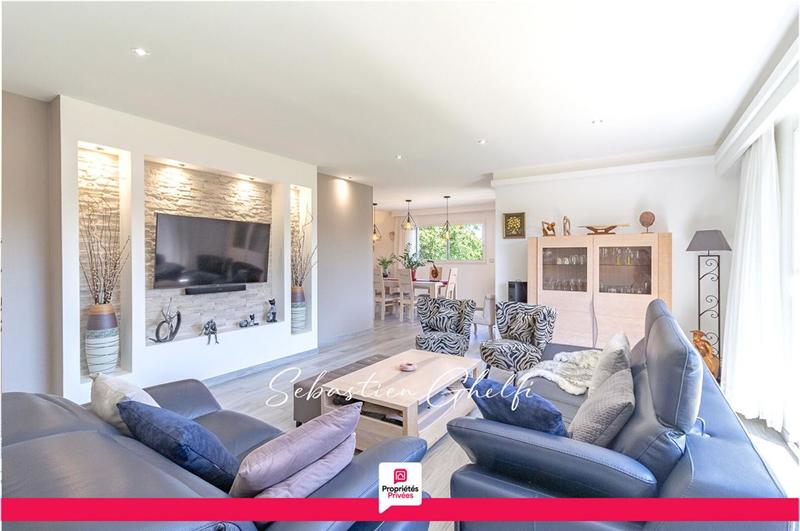 Maison - 149 m² - 6 pièces