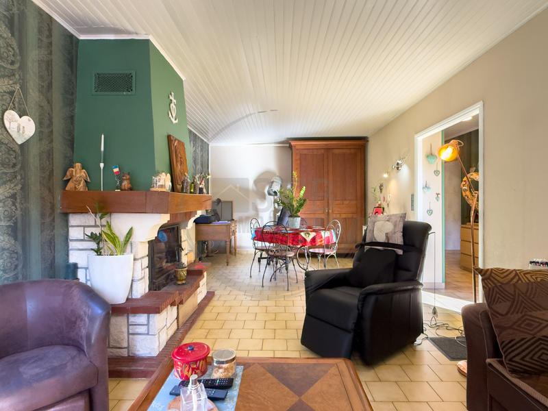 Propriété - 155 m² - 7 pièces