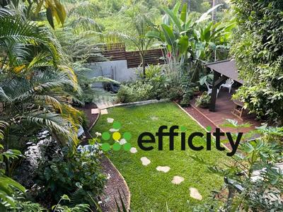 Maison - 263 m² - 8 pièces