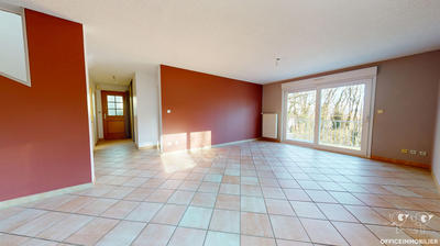 Maison - 104 m² - 5 pièces