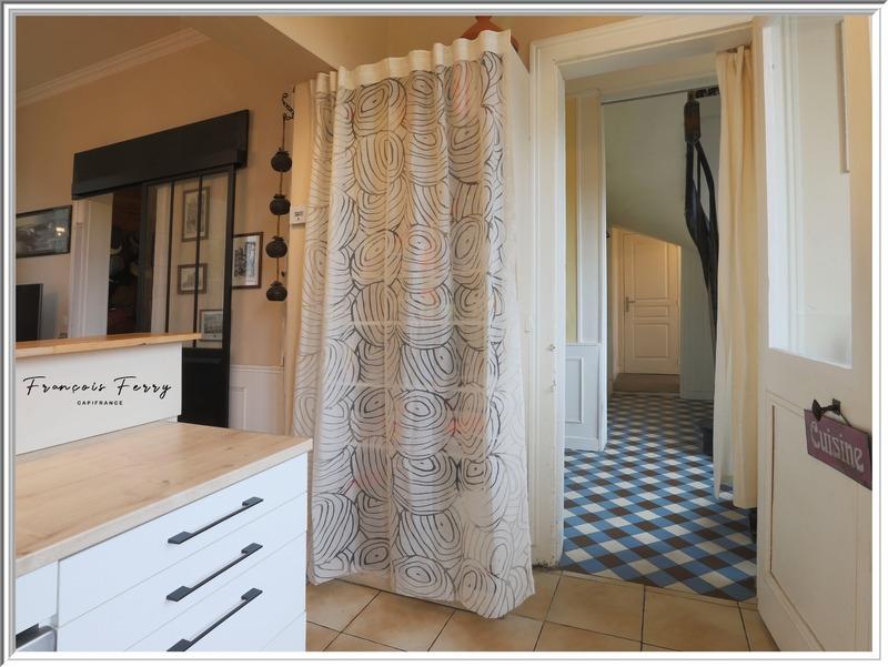 Maison - 135 m² - 6 pièces