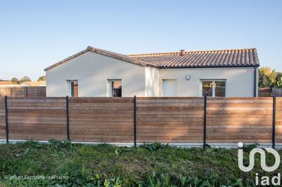 Maison - 92 m² - 5 pièces