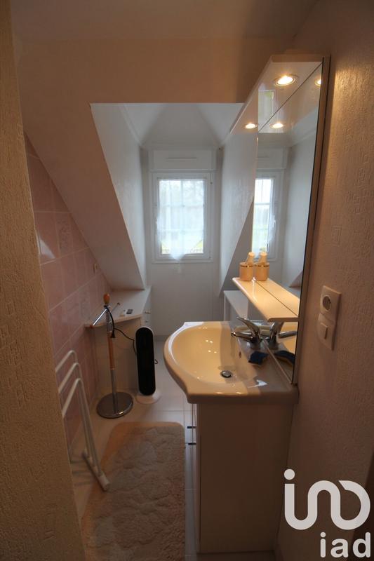 Maison - 192 m² - 11 pièces