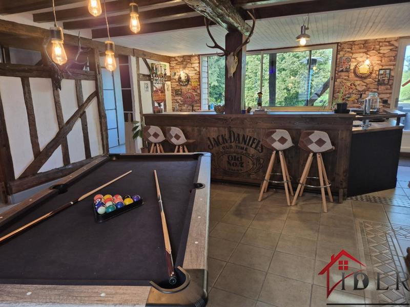 Moulin - 455 m² - 13 pièces