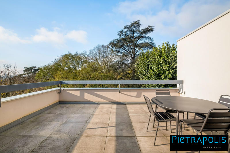 Appartement - 109 m² - 4 pièces