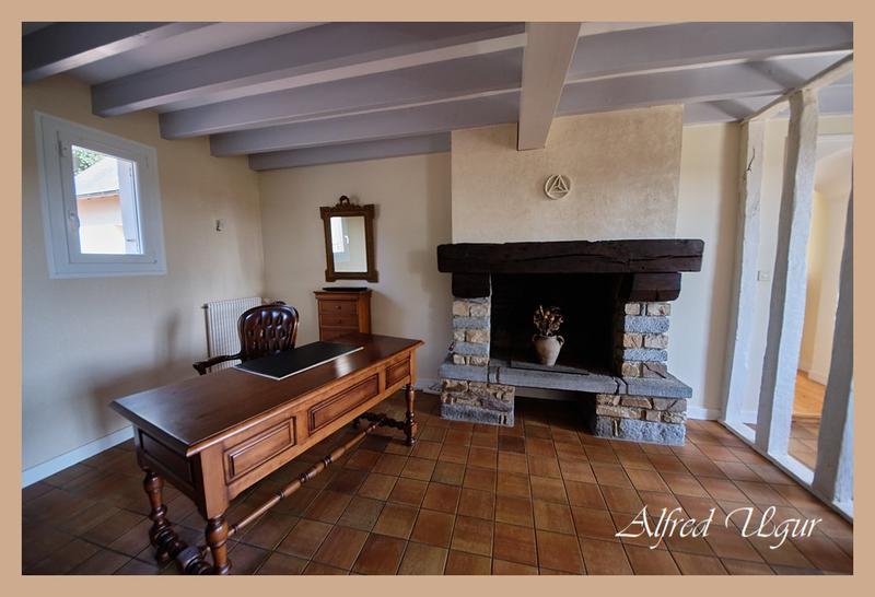 Maison - 218 m² - 8 pièces