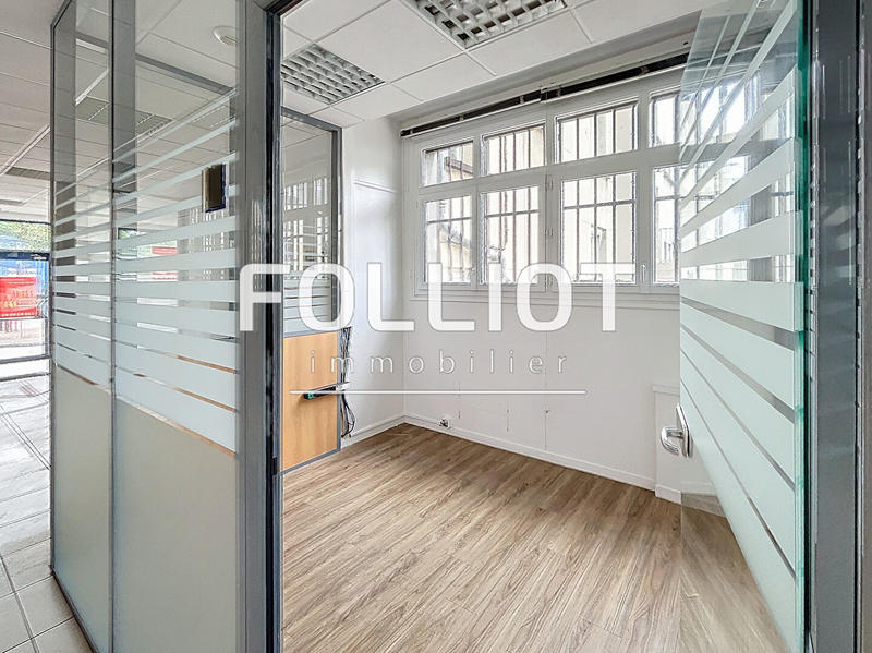 Local commercial - 134 m²